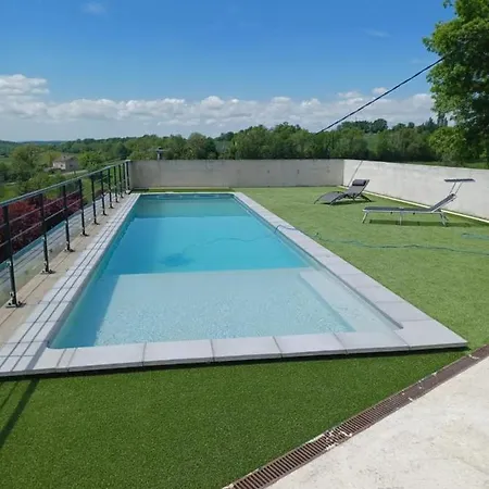 : Chez Jean Marie Villeneuve-sur-Vere